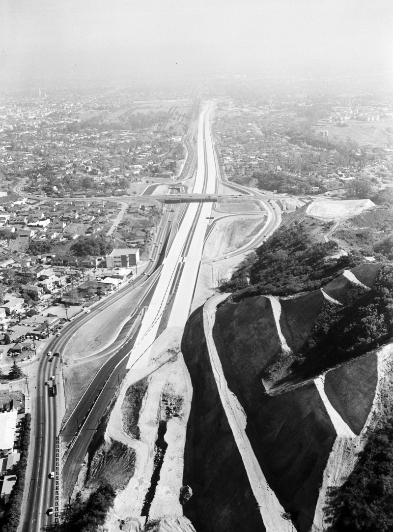 Illustration for article titled They Moved Mountains (And People) To Build L.A.’s Freeways